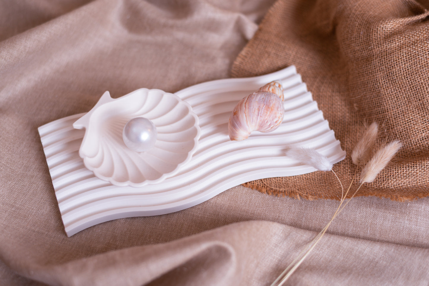 Wavy Ribbed Tray