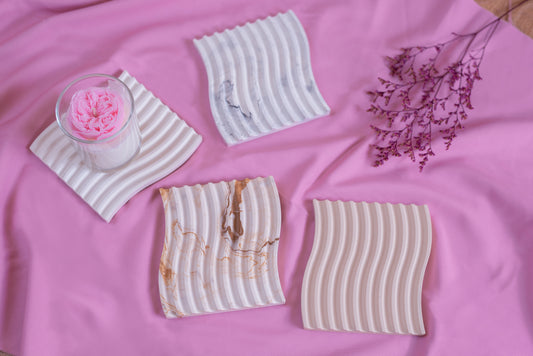 Small Wavy Trinket