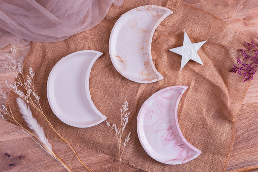 Stylish Crescent Trinket Tray
